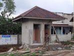 penampakan-bangunan-fisik-proyek-pembangunan-wc-seharga-rp-1968-juta.jpg