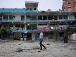 penampakan-sekolah-pbb-di-gaza-yang-dirudal-israel_20240607_160853.jpg