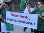 penampakan-suporter-timnas-arab-saudi.jpg