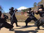 penampilan-ninja-di-yamanashi-jepang_1.jpg
