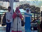 penampilan-santri-berpuisi-3-bahasa-di-takalar_20161006_121949.jpg