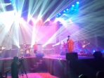 penampilan-yura-pukau-penonton-di-gala-pesta-undian-tabungan-bima-di-alila-solo-hotel_20170501_130859.jpg