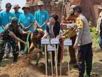 Siap Darling Ajak 150 Mahasiswa Tanam 6.208 Bibit Tanaman di Situs Trowulan Mojokerto