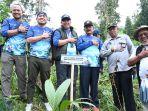 penanaman-pohon-di-desa-besakih-kaki-gunung-agung-bali.jpg