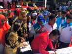 penandatanganan-deklarasi-kampanye-damai-di-aceh_20180923_113350.jpg