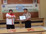 penandatanganan-mou-antara-bnn-kabupaten-kolaka-dengan-polres-kolaka_20161031_164013.jpg
