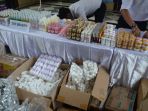 penangkapan-pengedar-kosmetik-oplosan-surabaya_20181206_110250.jpg