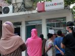 pencairan-bantuan-sosial-tunai-dki-jakarta_20210720_185647.jpg