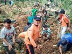 pencarian-korban-longsor-di-nias-selatan.jpg
