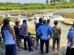 pencarian-korban-tenggelam-di-sungai-cipunegara.jpg