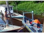 pencarian-korban-tenggelam-di-sungai-siak_20160821_105957.jpg