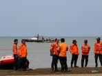 pencarian-pesawat-lion-air-jatuh-di-karawang_20181029_200545.jpg