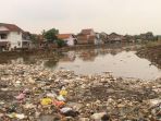 pencemaran-di-sungai-citarum_20180112_131530.jpg