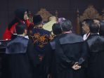 pencocokan-bukti-dari-kpu_20190620_171448.jpg