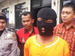 pencuri-kabel-ratusan-juta_20151211_151813.jpg