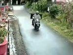 pencurian-tv-maling-naik-honda-scoopy-di-lebak-banten-cepat.jpg