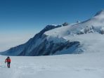 pendakian-di-gunung-vinson-massif-antartika_20180822_120709.jpg