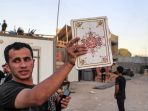 pendemo-serbu-kedutaan-swedia-di-irak_20230720_160521.jpg