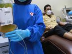 pendonor-plasma-konvalesen-di-pmi-dki-jakarta_20210624_152010.jpg