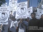 pendukung-la-nyalla-mattalitti_20170717_190518.jpg