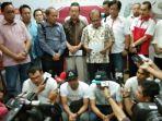 pendukung-muddai-madang-tolak-calon-tunggal.jpg