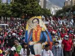 pendukung-pemerintah-dan-oposisi-venezuela-unjuk-kekuatan_20220214_122005.jpg