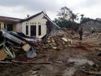 penertiban-di-asrama-eks-124-di-jl-cemarajl-asrama_20160213_123056.jpg