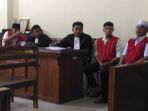 pengadilan-negeri-kelas-iia-tanjungkarang-menggelar-sidang-per_20181010_083025.jpg