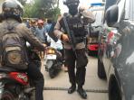 pengamanan-rumah-teroris-tangerang_20161021_065004.jpg