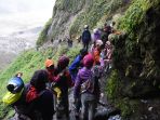 pengambilan-air-suci-sebelum-perayaan-yadnya-kasada_20170710_003641.jpg
