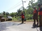 pengaspalan-jalur-mudik-pacitan_20180602_144844.jpg