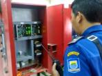 pengecekan-instalasi-pemadaman-stadion-gbla_20160728_121404.jpg