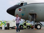 pengecekan-mesin-pesawat-militer-amerika_20170325_223752.jpg