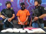 pengedar-narkoba-diringkus-polres-tangsel.jpg