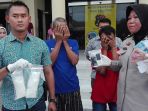 pengedar-sabu-asal-bojonegoro_20170502_150752.jpg
