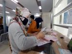 pengembalian-dana-tiket-kereta-api-di-stasiun-pasar-senen_20200424_185401.jpg
