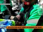 pengemudi-ojek-online-ditabrak-angkot_20170312_021056.jpg