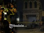 penggerebekan-terduga-teroris-di-dukuh-pakis-surabaya-selasa-1552018-malam_20180517_095447.jpg