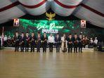 penghargaan-dharma-pertahanan-utama-kepada-sebelas-tokoh-di-acara-gala-dinner-dan-parade-senja-2023.jpg