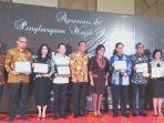 penghargaan-kepada-30-wajib-pajak-besar.jpg
