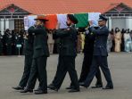 penghormatan-terakhir-kepada-jenderal-bipin-rawat_20211210_074131.jpg