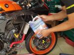 pengisian-cairan-radiator-dengan-engine-ice_20181017_172116.jpg