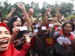pengumpulan-ktp-untuk-penangguhan-ahok_20170512_142027.jpg
