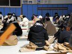 pengungsi-tsunami-di-iwate-jepang.jpg