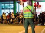 pengunjung-mal-di-munich-dievakuasi_20160723_074911.jpg
