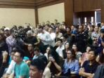 pengunjung-sidang_20160713_131718.jpg