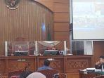 pengusaha-cctv-tjong-djiu-fung-alias-afung-menjadi-saksi-dalam-sidang.jpg