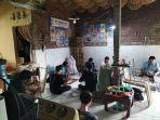 pengusaha-industri-anyaman-rotan-broker.jpg