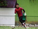 penjaga-gawang-psms-medan-adi-satryo.jpg
