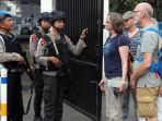 penjagaan-di-mapolrestabes-bandung-diperketat_20180516_224954.jpg